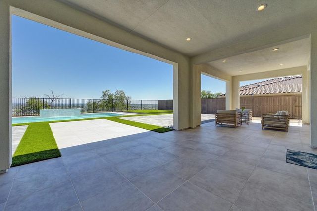 4008 Whitney Vista Ln, Rocklin, CA 95677