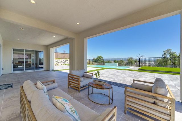 4008 Whitney Vista Ln, Rocklin, CA 95677