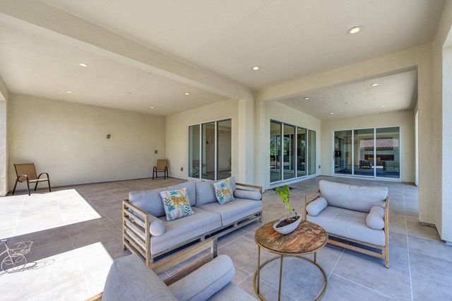 4008 Whitney Vista Ln, Rocklin, CA 95677