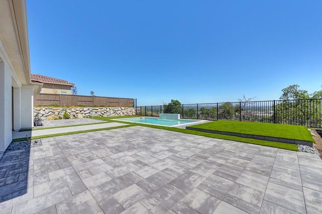 4008 Whitney Vista Ln, Rocklin, CA 95677