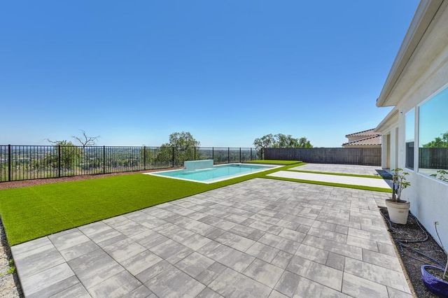 4008 Whitney Vista Ln, Rocklin, CA 95677