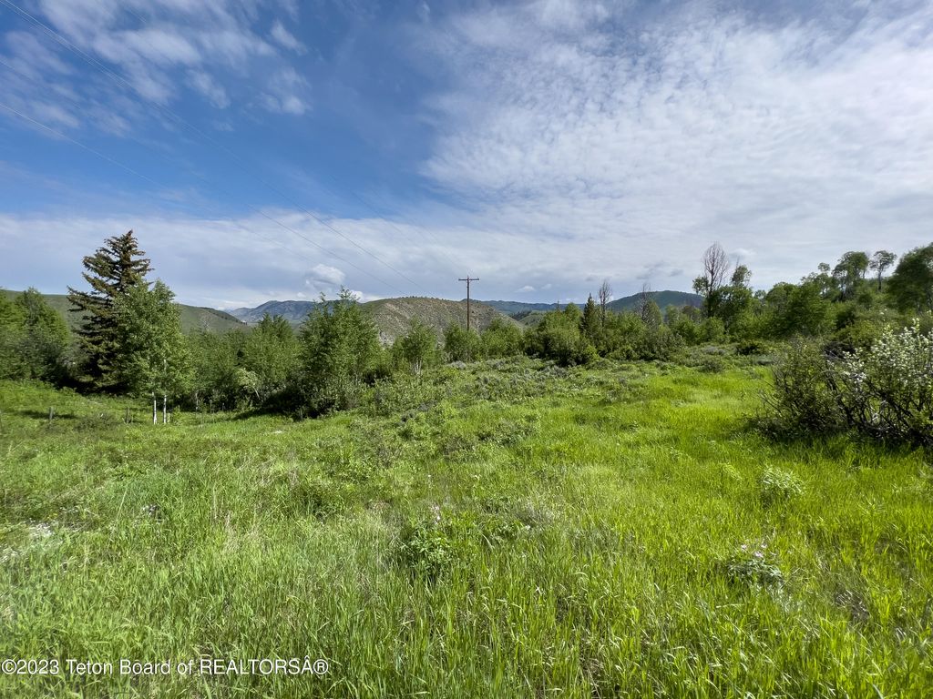 RODEO Road, Jackson, WY 83001 photo 9
