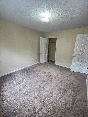 4085 Howell Park Road, Duluth, GA 30096