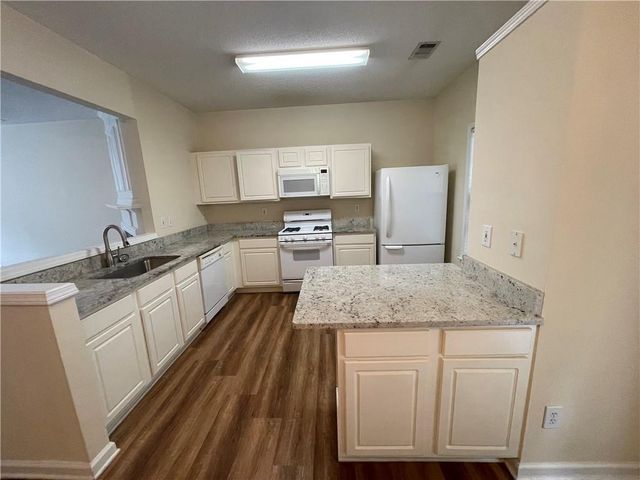 4085 Howell Park Road, Duluth, GA 30096