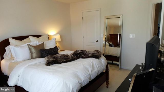 21725 PAGODA TER, Ashburn, VA 20147