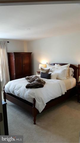 21725 PAGODA TER, Ashburn, VA 20147