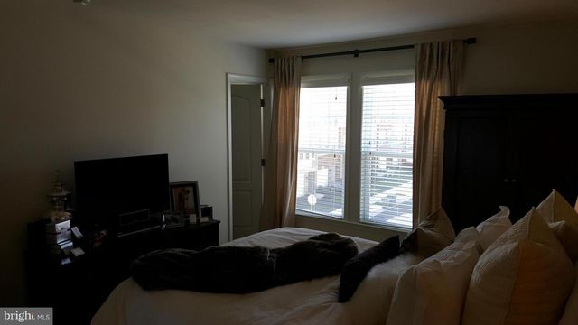 21725 PAGODA TER, Ashburn, VA 20147