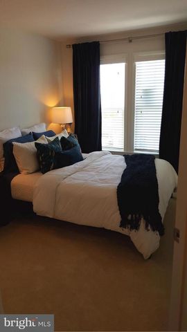 21725 PAGODA TER, Ashburn, VA 20147
