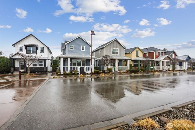 1048 Point Brown Avenue SE, Ocean Shores, WA 98569