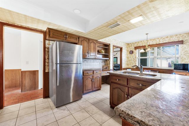 2719 N Spring Drive, Richardson, TX 75082