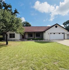 112 RANGER DR, Boerne, TX 78006