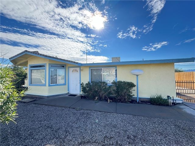 4562 Pinta Drive, Topock, AZ 86436