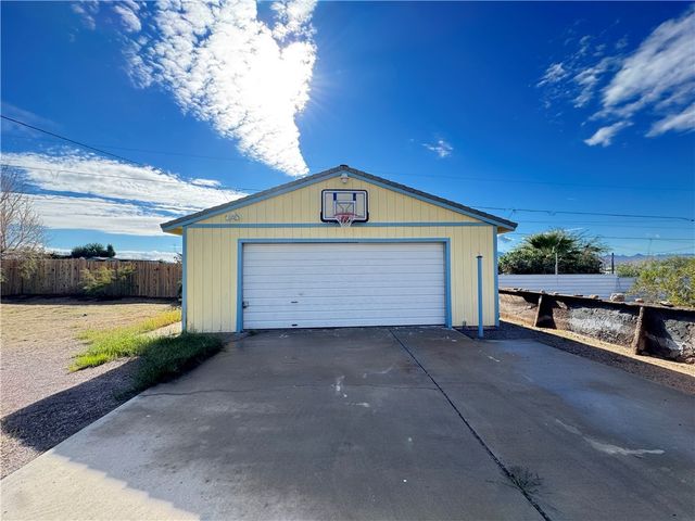 4562 Pinta Drive, Topock, AZ 86436