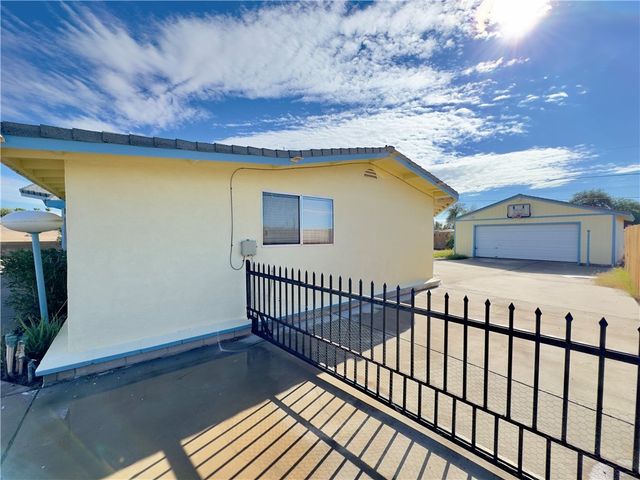 4562 Pinta Drive, Topock, AZ 86436