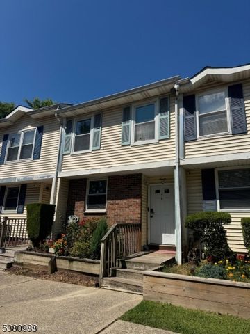 7 Florida Grove Rd, Woodbridge Twp., NJ 08832