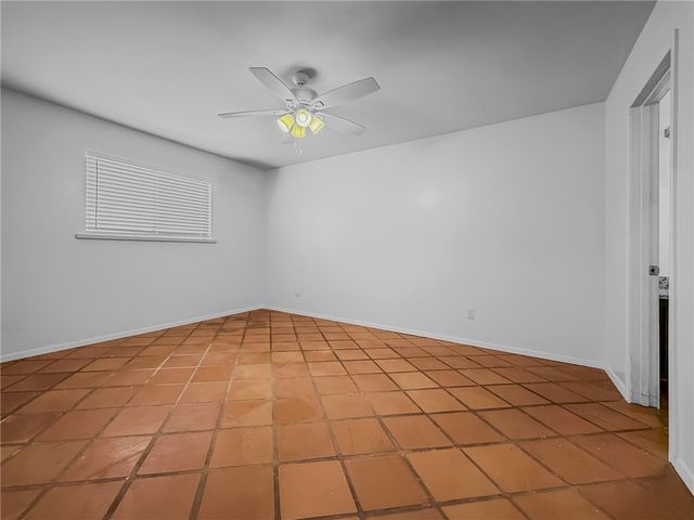 1714 Amazon Dr, Corpus Christi, TX 78412