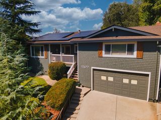 12677 Highland Dr, Auburn, CA 95603