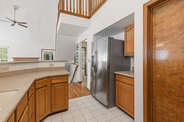 6526 Upper Lake Circle, Westerville, OH 43082