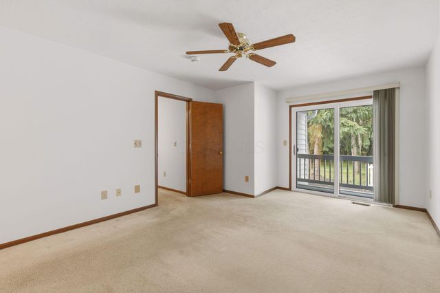 6526 Upper Lake Circle, Westerville, OH 43082