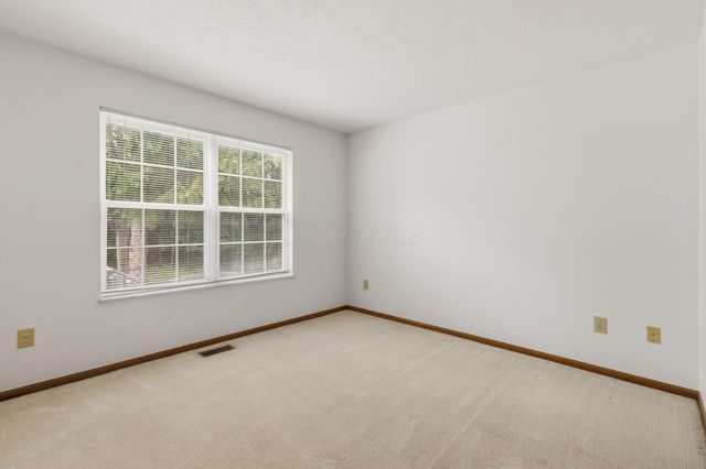 6526 Upper Lake Circle, Westerville, OH 43082