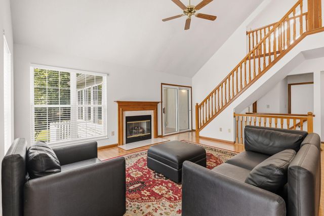 6526 Upper Lake Circle, Westerville, OH 43082