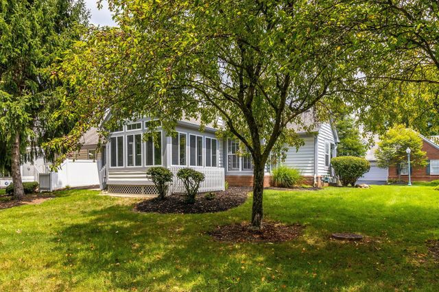 6526 Upper Lake Circle, Westerville, OH 43082