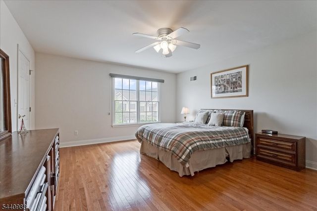 28 Briar Ct, Hardyston Twp., NJ 07419