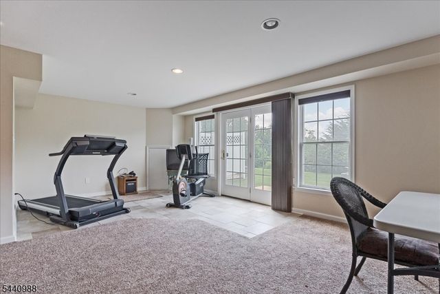 28 Briar Ct, Hardyston Twp., NJ 07419