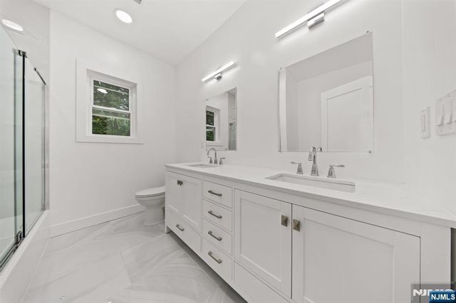 418 East Avenue, Northvale, NJ 07647