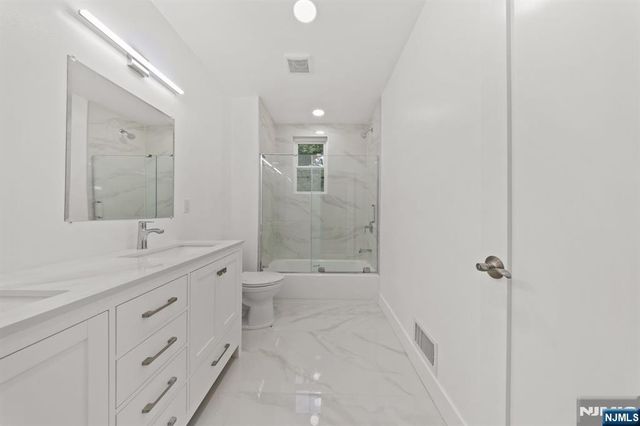 418 East Avenue, Northvale, NJ 07647