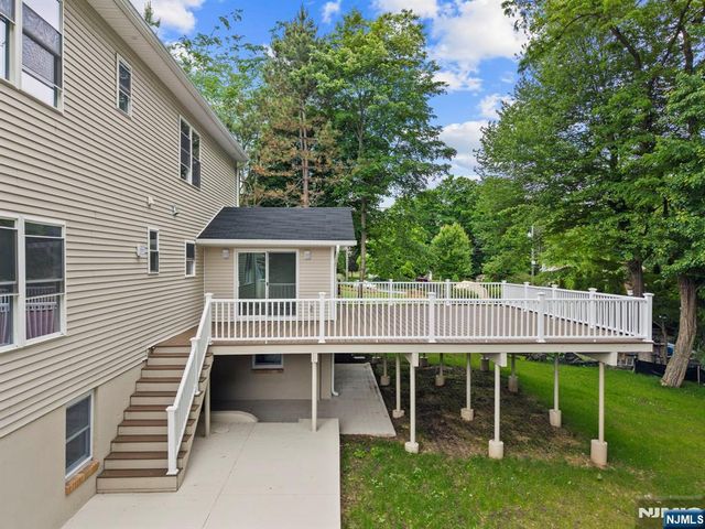 418 East Avenue, Northvale, NJ 07647