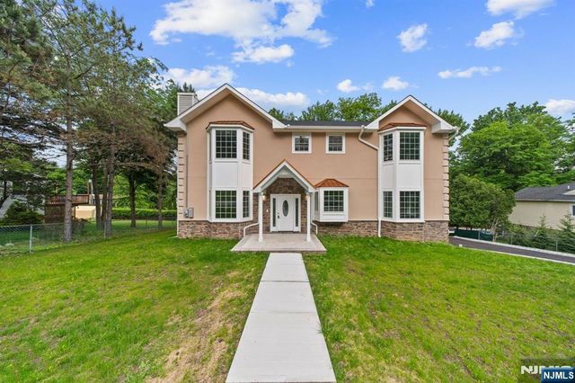 418 East Avenue, Northvale, NJ 07647