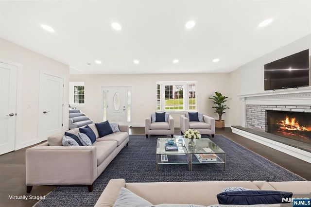 418 East Avenue, Northvale, NJ 07647