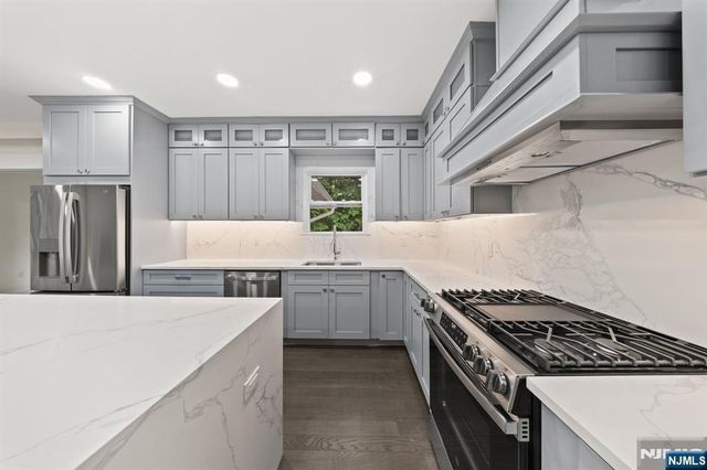 418 East Avenue, Northvale, NJ 07647