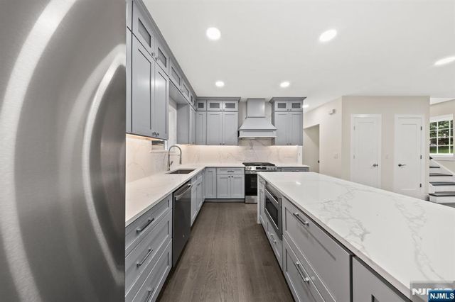 418 East Avenue, Northvale, NJ 07647