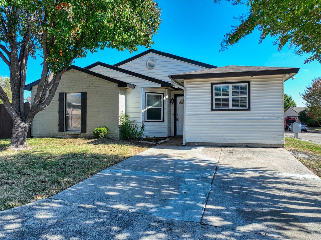 4514 JENKINS Street, The Colony, TX 75056