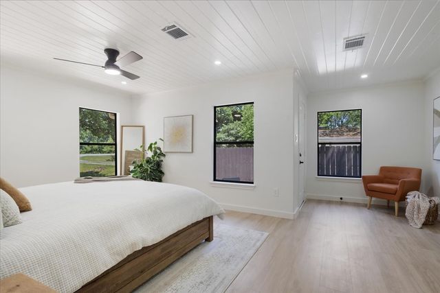 4166 W Houston Street, Sherman, TX 75092