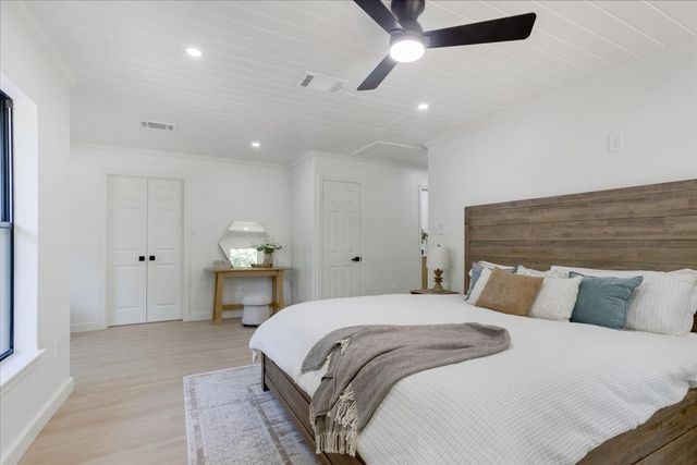 4166 W Houston Street, Sherman, TX 75092