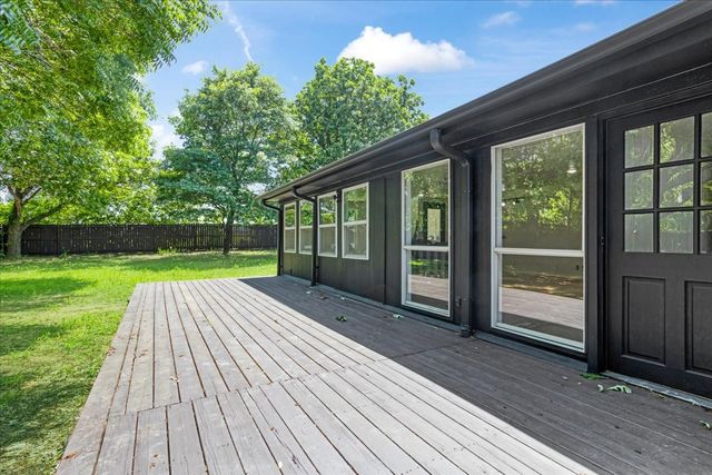 4166 W Houston Street, Sherman, TX 75092