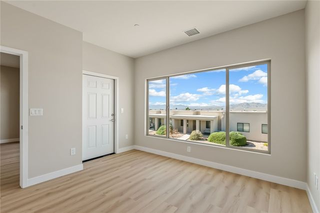 3360 Landon Drive 7-102, Bullhead City, AZ 86429