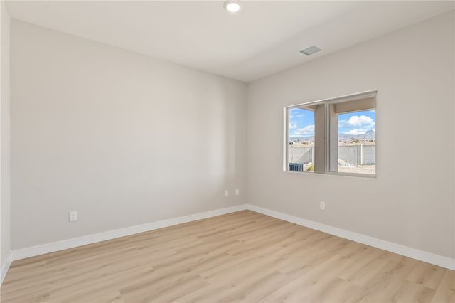 3360 Landon Drive 7-102, Bullhead City, AZ 86429