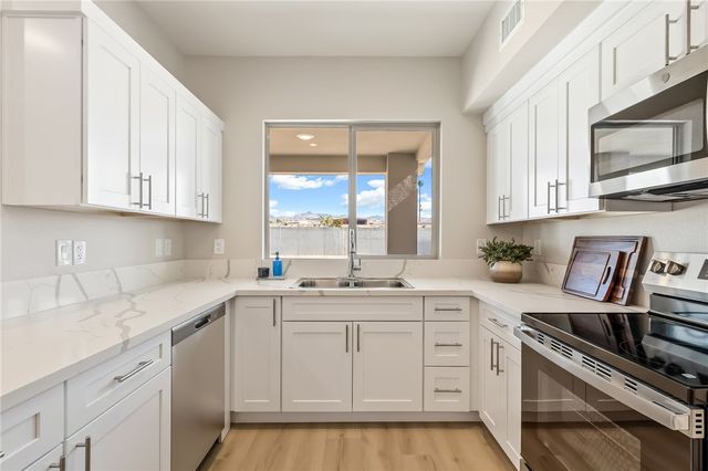 3360 Landon Drive 7-102, Bullhead City, AZ 86429