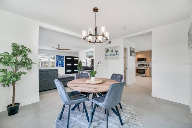 4622 BAY CREST DRIVE, Tampa, FL 33615