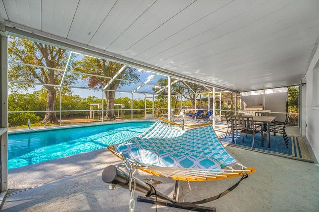 4622 BAY CREST DRIVE, Tampa, FL 33615