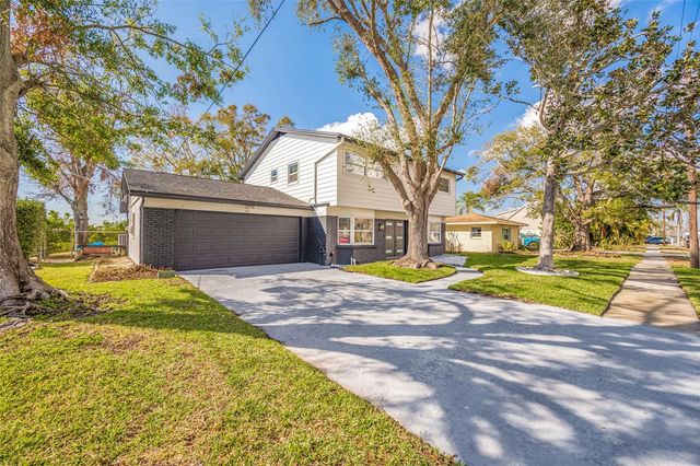 4622 BAY CREST DRIVE, Tampa, FL 33615