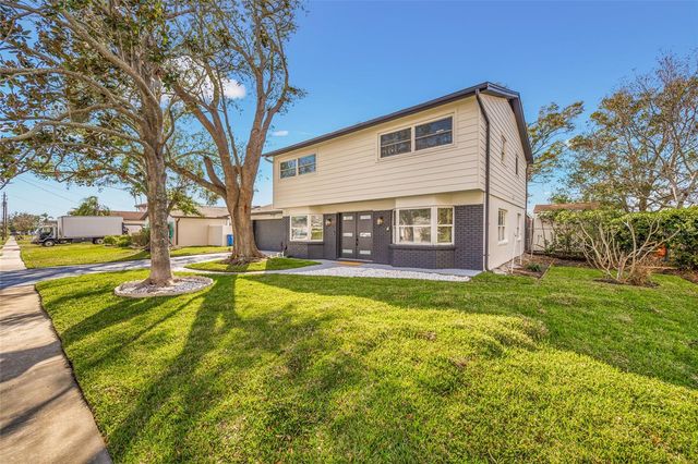 4622 BAY CREST DRIVE, Tampa, FL 33615