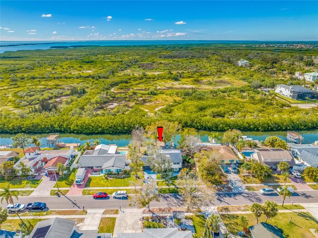 4622 BAY CREST DRIVE, Tampa, FL 33615