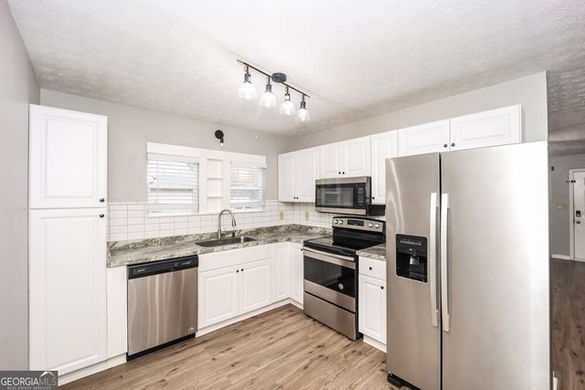 7671 Antebellum Lane, Riverdale, GA 30274