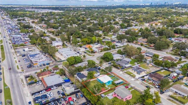 9616 NW 26th Ave, Miami, FL 33147