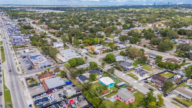 9616 NW 26th Ave, Miami, FL 33147